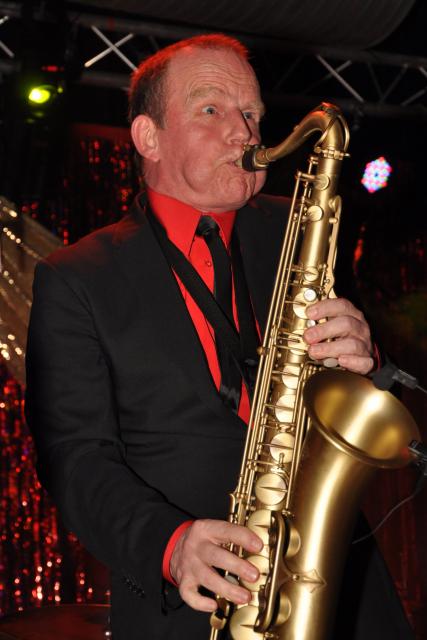 min 2010 11 13 fous swing 283